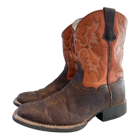 Ariat Other - Ariat Tombstone Western Kids Boots Size 2.5 Powder Brown